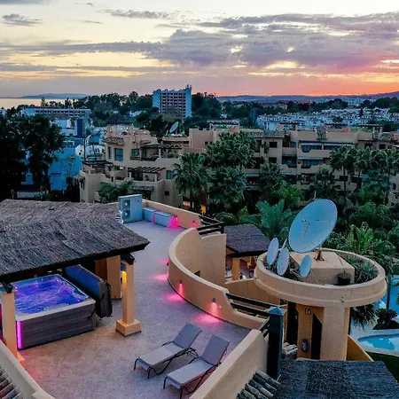 Апартаменты Bellavista Marbella - Stunning Beachside Luxury Penthouse *