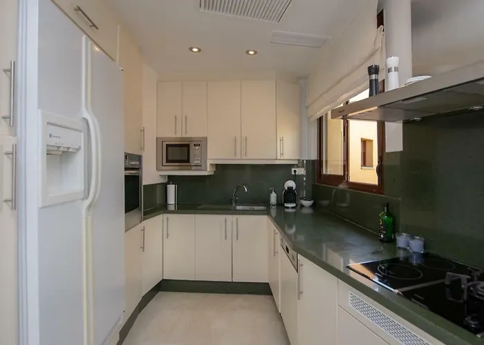 Bellavista Marbella - Stunning Beachside Luxury Penthouse