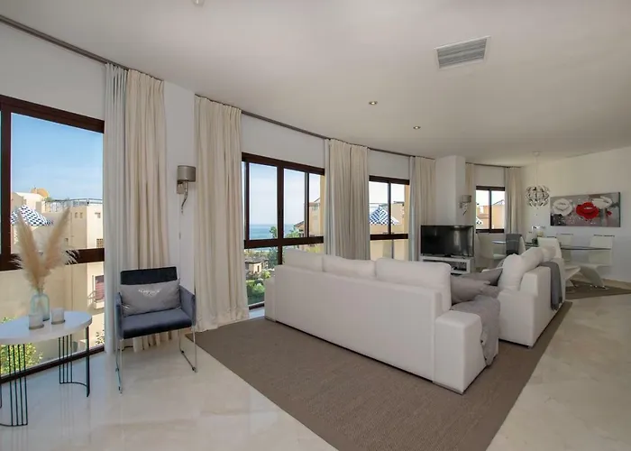 Bellavista Marbella - Stunning Beachside Luxury Penthouse Апартаменты Эстепона