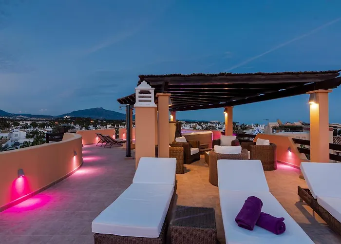 Bellavista Marbella - Stunning Beachside Luxury Penthouse * إِستيبونا
